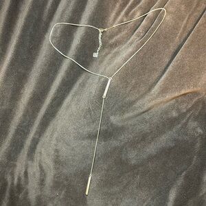 Y shaped Kendra Scott necklace